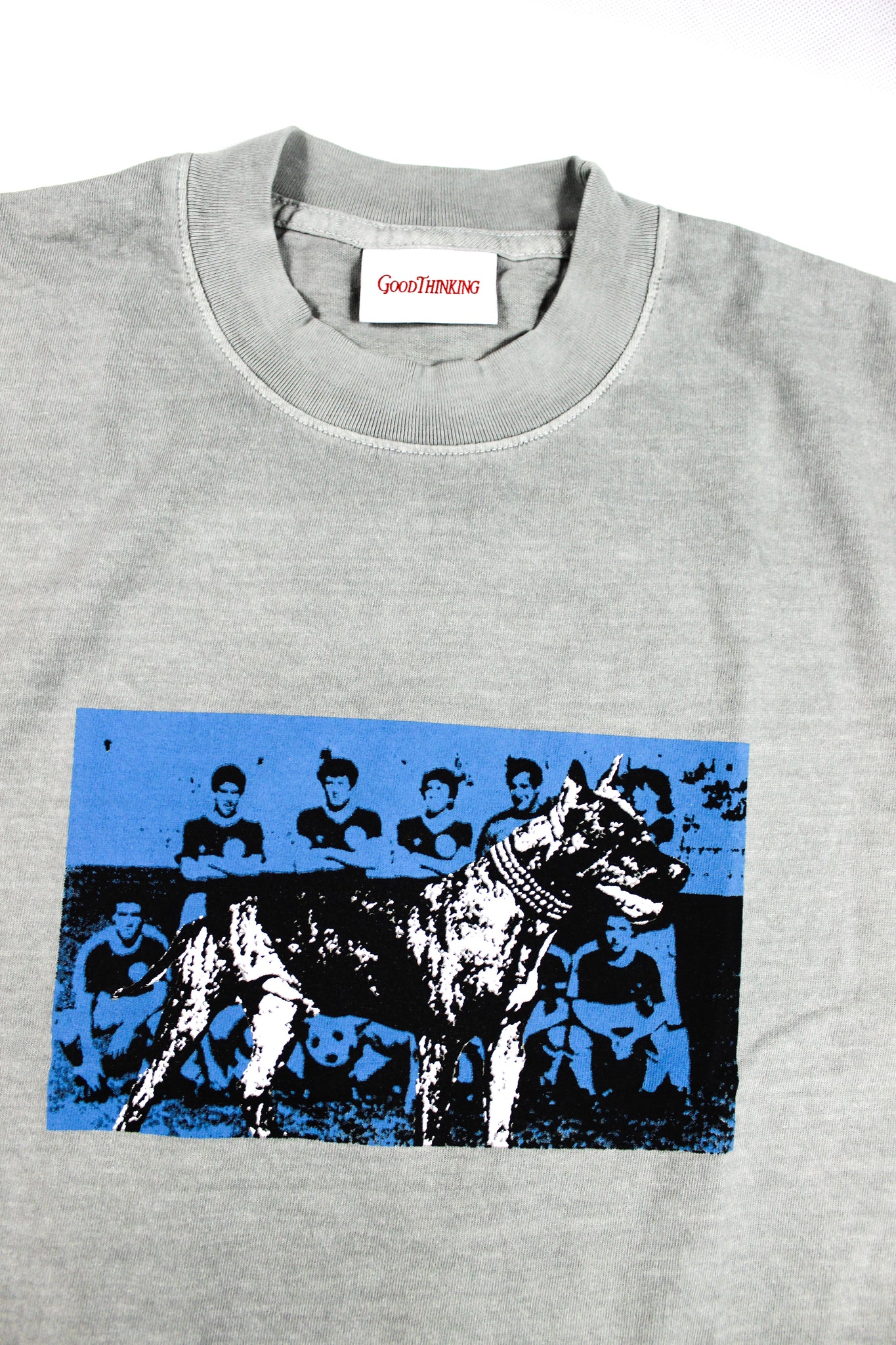 Fútbol Tee (Dark Silver)